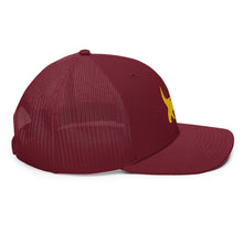Load image into Gallery viewer, Nimdzi Honey Badger Trucker Cap
